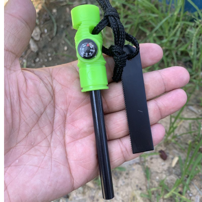 أداة إشعال متعددة الوظائف من س - مراجعة Ferro Rod Striker وسعره